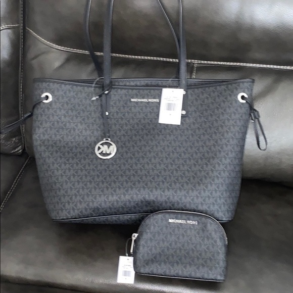 Purse - Picture 7 of 7